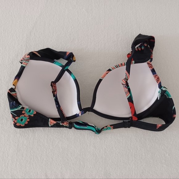 VENUS Over-The-Shoulder Marilyn Bikini Top, size 38B/ 40A - Picture 2 of 14